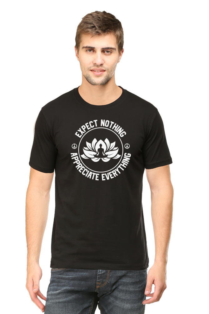 Expect Nothing round neck t-shirt Iconic