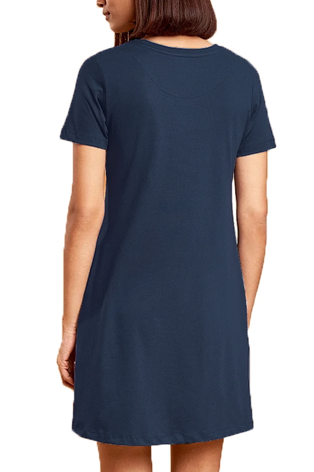 Silent t-shirt dress